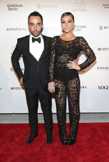 yan_acioli_e_sabrina_sato_