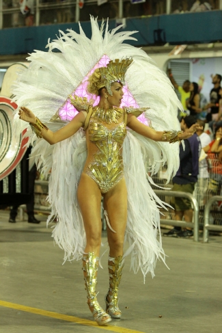 ana hickamann louvre